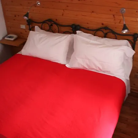 Suisse 2*
